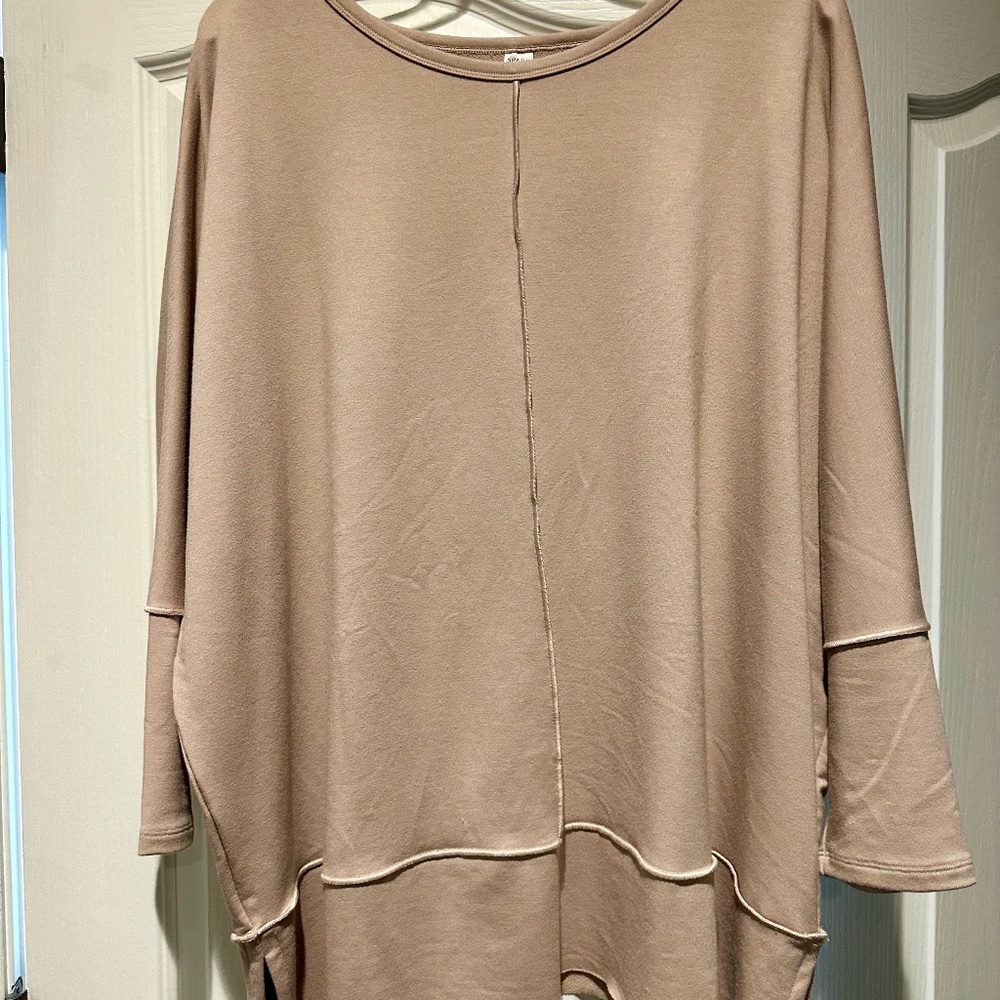 Spanx Perfect Length Tunic Top size 1X Blush Color Dolman Sleeve
